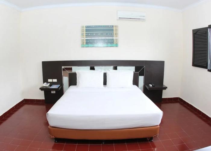 Danau Toba International Cottage