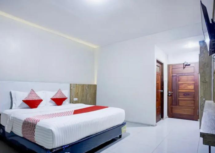 Collection O Gapura Hotel Near Parapat Penatapan Danau Toba