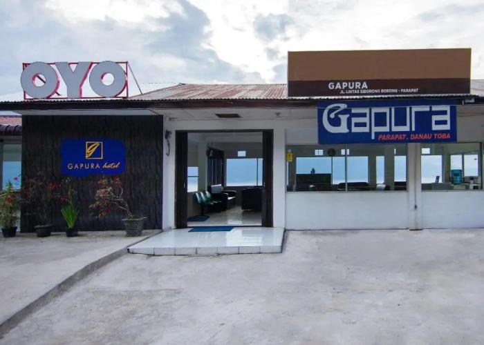 Collection O Gapura Hotel Near Parapat Penatapan Danau Toba