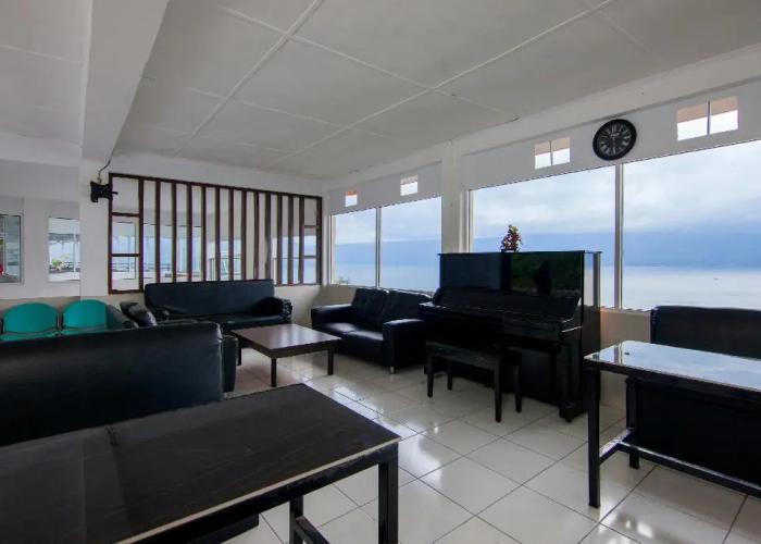 Collection O Gapura Hotel Near Parapat Penatapan Danau Toba
