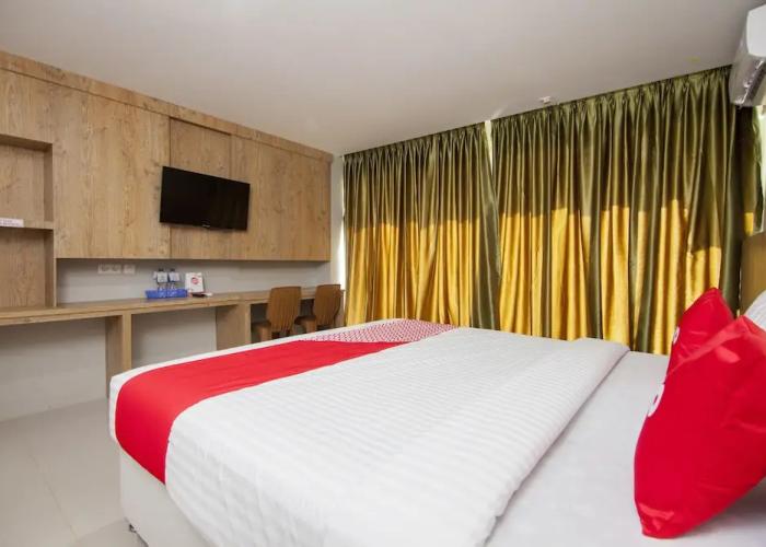 Gapura Hotel by OYO Rooms