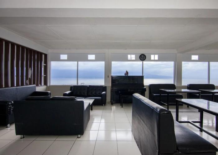 Gapura Hotel by OYO Rooms