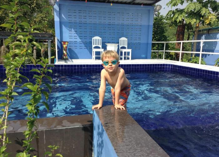 Lake Scene Resort