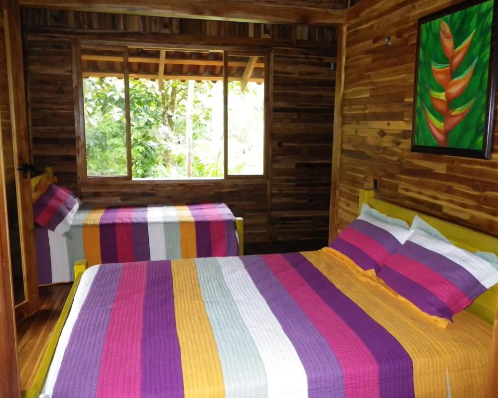 Macaw Lodge