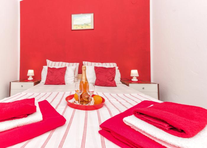 Cherry Apartment With Sea View