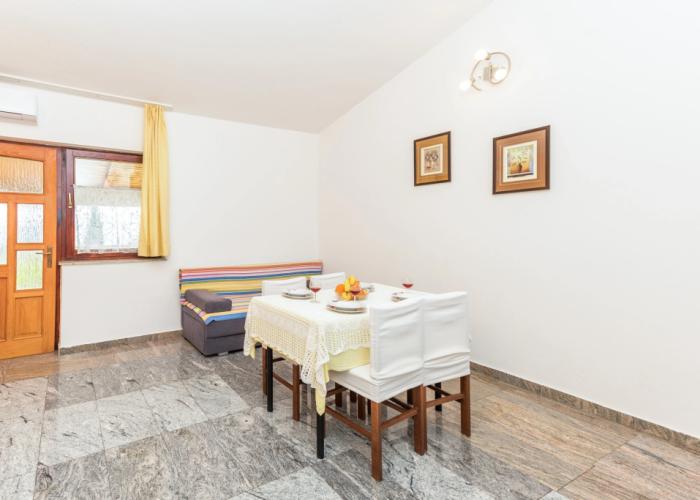 Orange Apartment Sea View