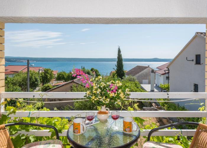 Orange Apartment Sea View