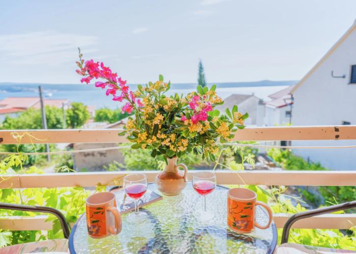 Orange Apartment Sea View