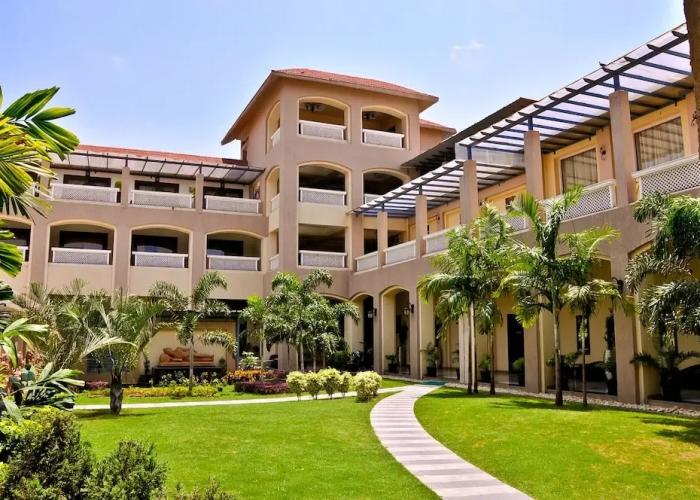 Pramod Convention & Club Resort