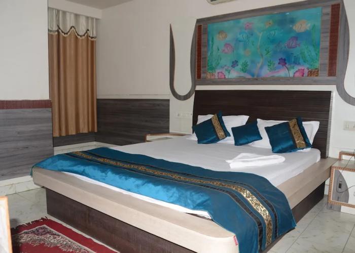 Pramod Convention & Club Resort