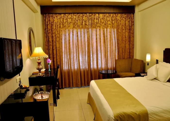 Pramod Convention & Club Resort