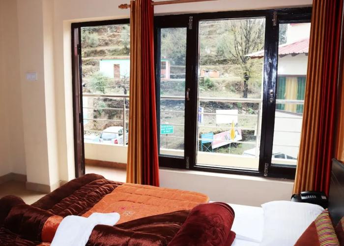 Shivalik River Retreat