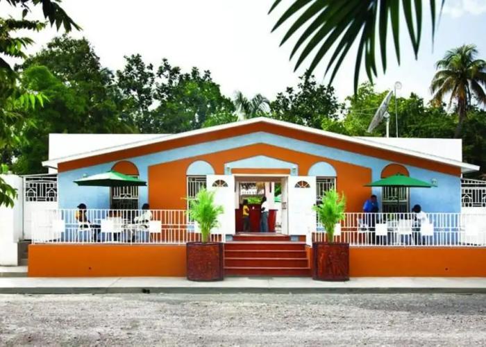 Arawak Hotel