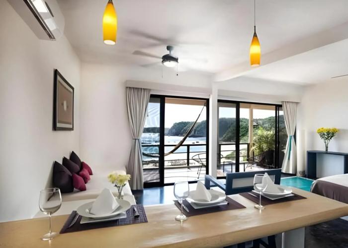 Manta Raya Hotel