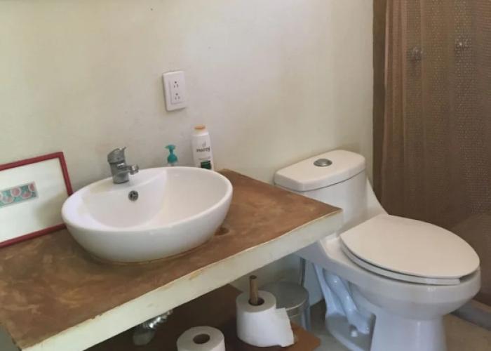 . Double Bed, Queen Size, Small Kitchen, Terrace, Wi-fi- air Condition. Quiet
