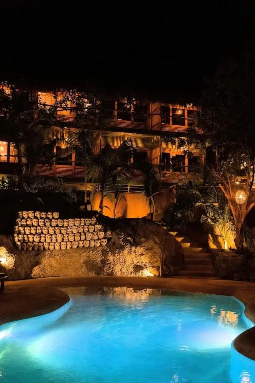 фото Cocos Hotel