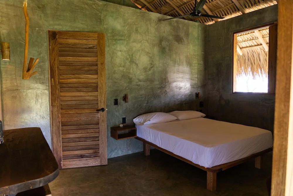 фото Cocos Hotel
