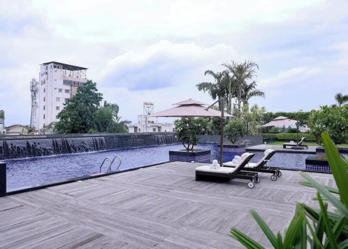 Balaji Sarovar Premiere Solapur