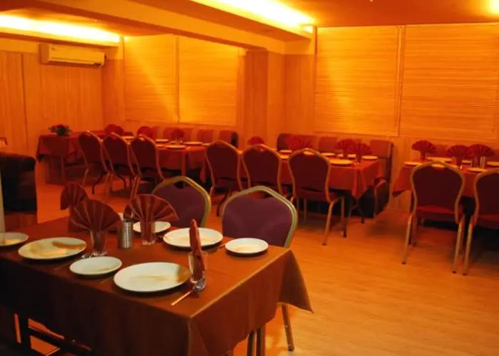 Hotel Surya Executive