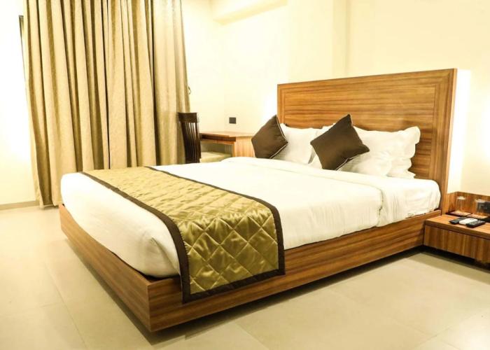 Kyriad Hotel Solapur