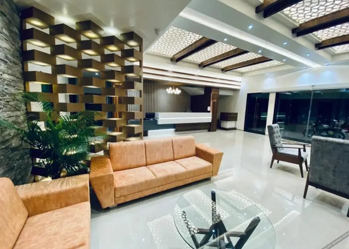 Hotel Pratham