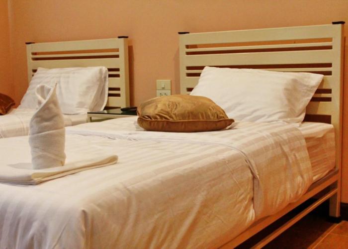 Pirom Lake And Resort