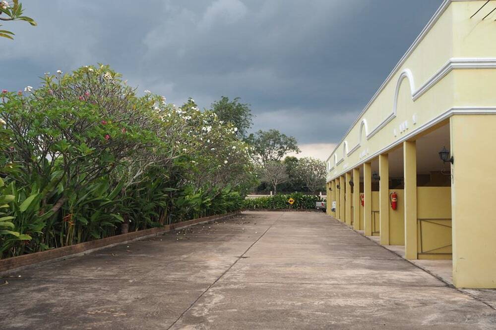 фото Country Inn 304