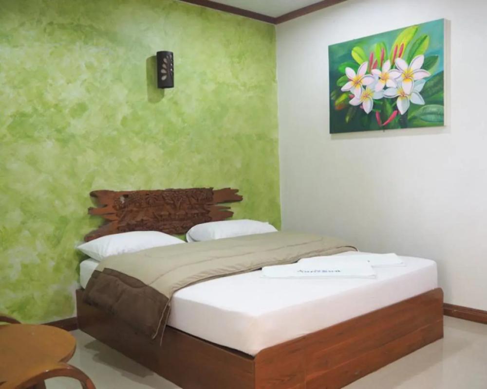 фото Country Inn 304