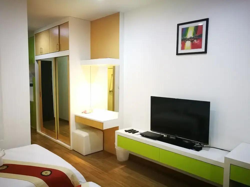 фото Eastpana Executive Residence 304 Prachinburi