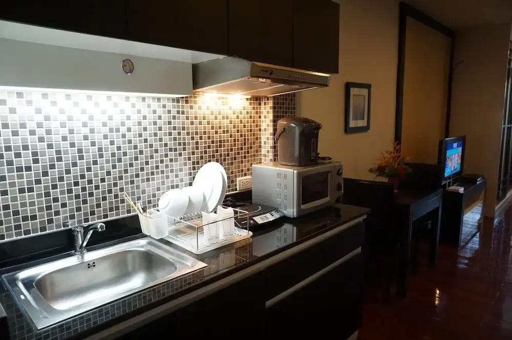 фото Eastpana Executive Residence 304 Prachinburi