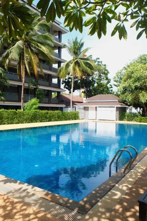 фото Eastpana Executive Residence 304 Prachinburi