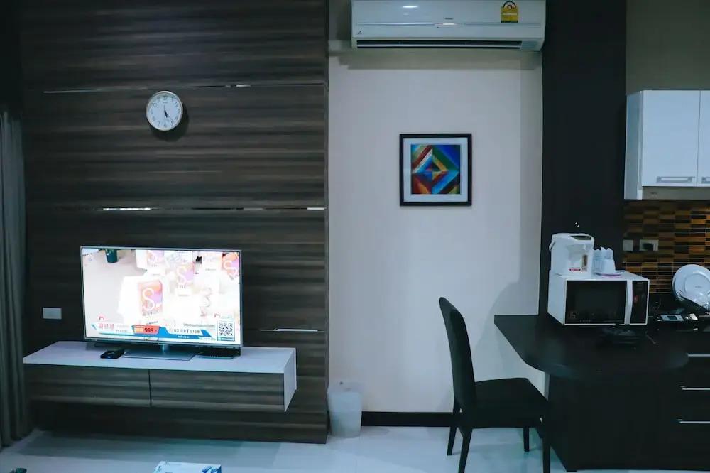 фото Eastpana Executive Residence 304 Prachinburi