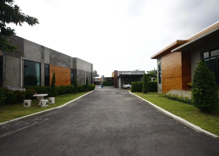 Suanmaithara Resort