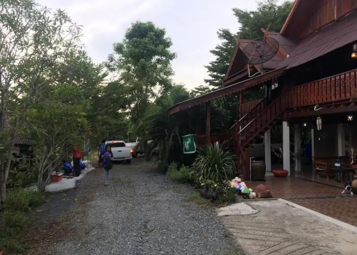 Baan Suan View Dee Homestay
