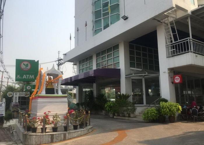 V Verve Service Apartment Hotel