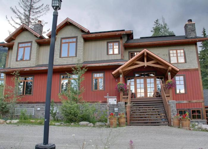 Copper Horse Lodge