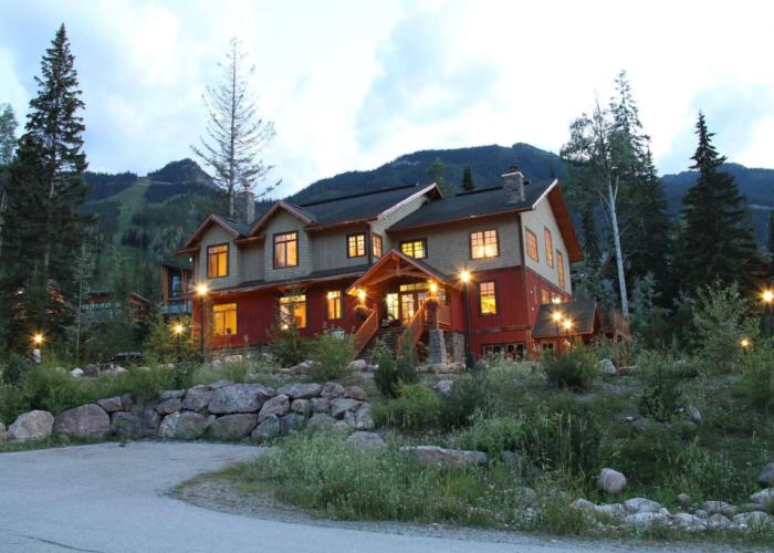 Copper Horse Lodge