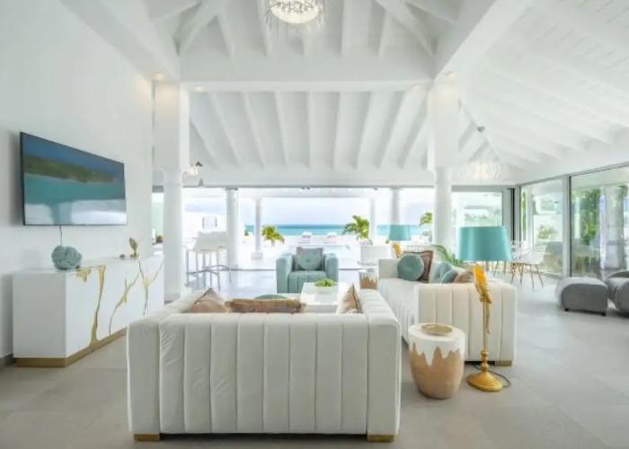 La Perla Bianca - 1 BR Beachfront Luxury Villa Offering Utmost Privacy