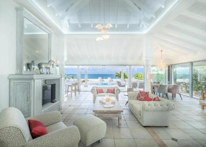La Perla Classic- 1 BR Beachfront Luxury Villa