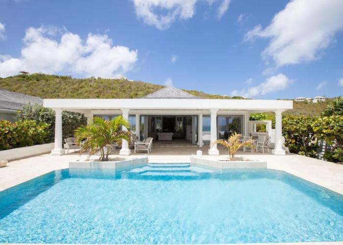 La Perla Classic- 1 BR Beachfront Luxury Villa