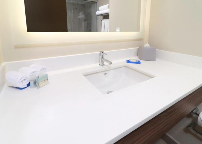 Holiday Inn Express Guadalajara Aeropuerto by IHG