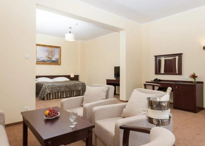 Hotel Robert's Port