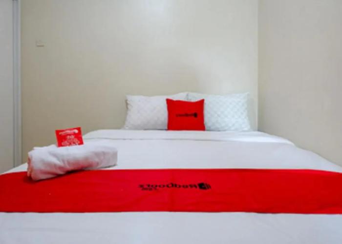 RedDoorz near Ahmad Yani Monument Park Kudus