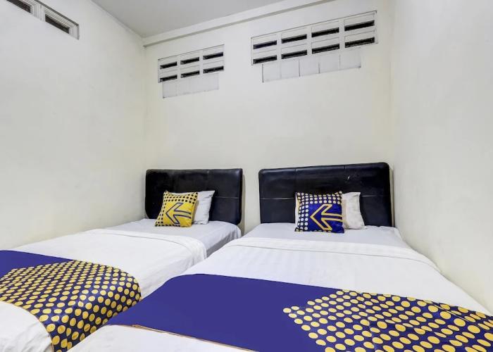 SPOT ON 90744  Alika Homestay