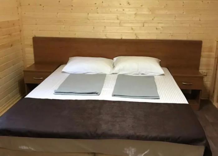 Tikhiy Lesok Hotel