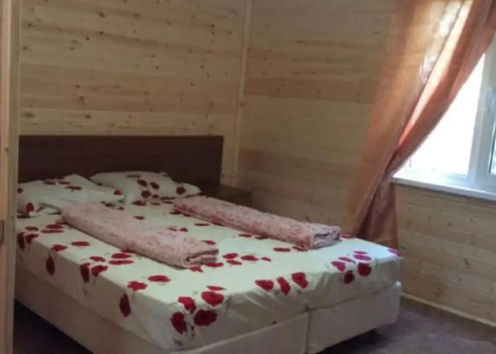Tikhiy Lesok Hotel