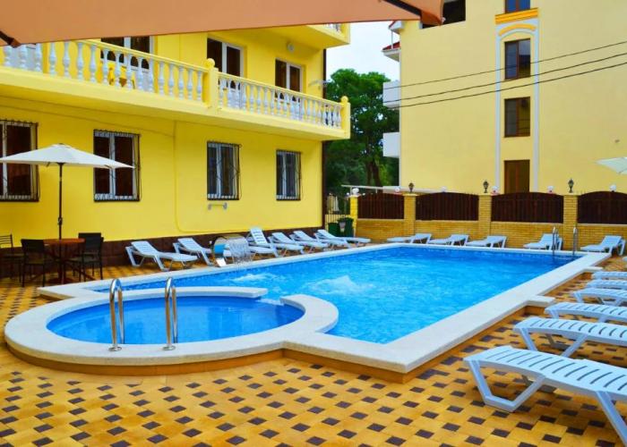 Prometey Hotel