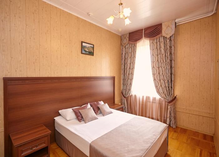 Tsentral'naya Hotel