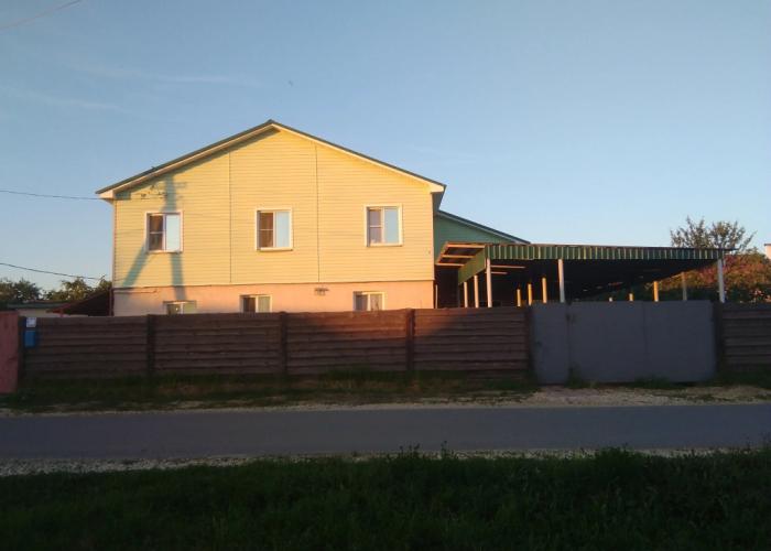Ostrov Schastyya living quarters