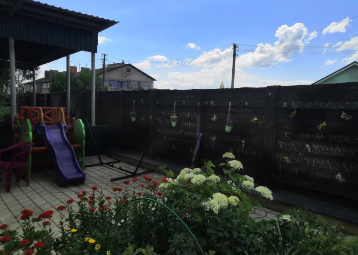 Ostrov Schastyya living quarters